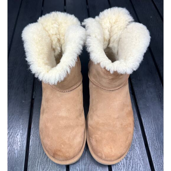 Ugg Mini Bailey Bow II Chestnut Women`s Size 9 Ugg Faux Fur Lined 1016501-CHE - Picture 1 of 12